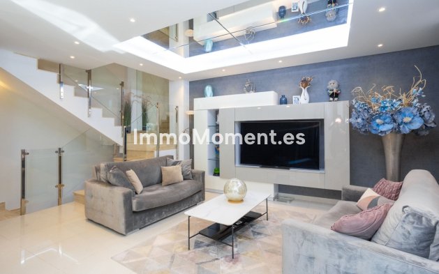 Resale - Villa - Orihuela - Villamartin