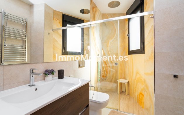 Resale - Villa - Orihuela - Villamartin