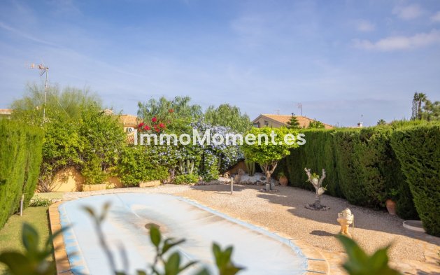 Resale - Villa - Cartagena - Playa Honda