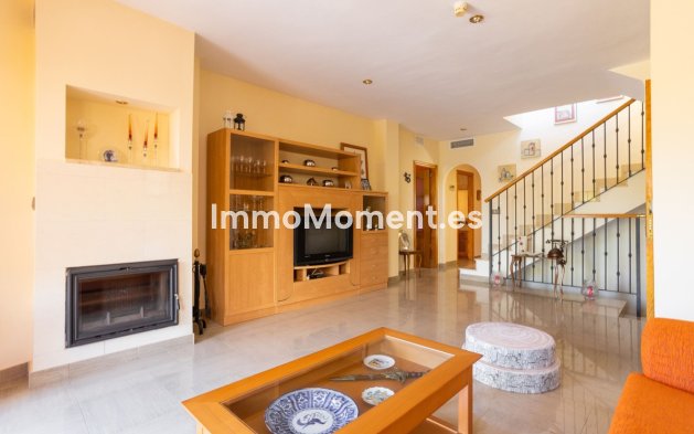 Resale - Villa - Cartagena - Playa Honda