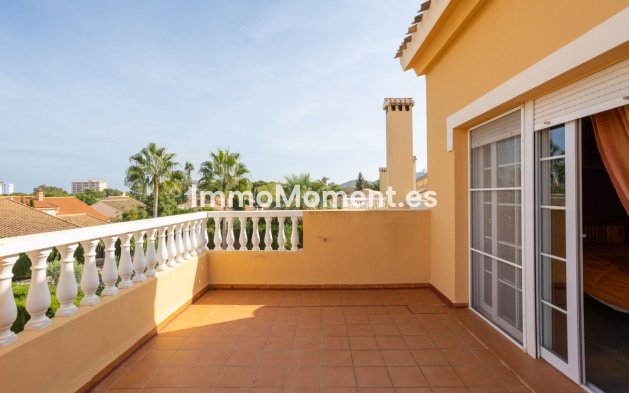 Resale - Villa - Cartagena - Playa Honda