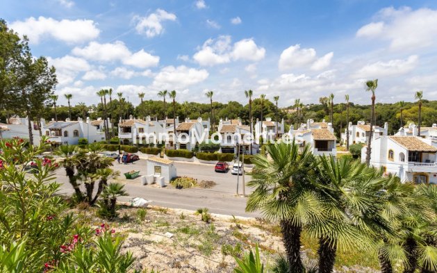 Bestaande woning - Villa - Orihuela - Villamartin