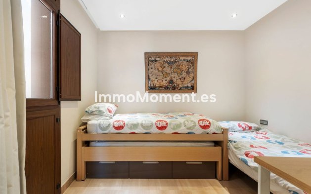 Wiederverkauf - Wohnung - Estepona  - Estepona Centro
