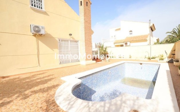 Wiederverkauf - Villa - Orihuela - Playa Flamenca