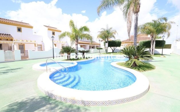 Wiederverkauf - Wohnung - Pilar de la Horadada - Torre de la Horadada