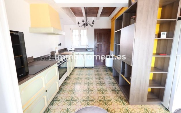 Resale - Villa - Orihuela - Villamartin