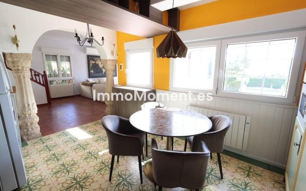 Resale - Villa - Orihuela - Villamartin