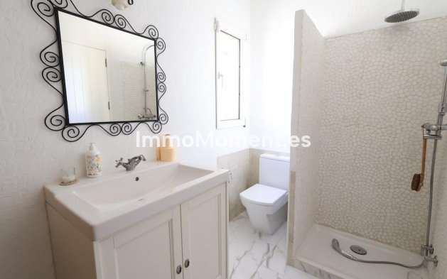 Resale - Villa - Orihuela - Villamartin