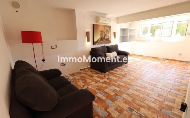 Resale - Villa - Orihuela - Villamartin