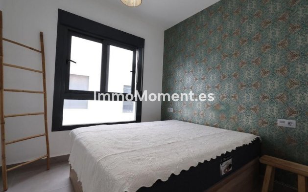 Resale - Villa - Pilar de la Horadada - Pilar de la Horadada Centro