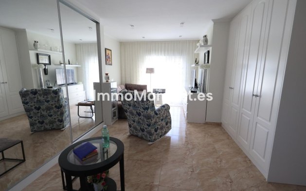 Revente - Villa - Torrevieja - Torrevieja Centro