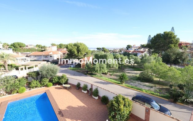 Revente - Villa - Torrevieja - Torrevieja Centro