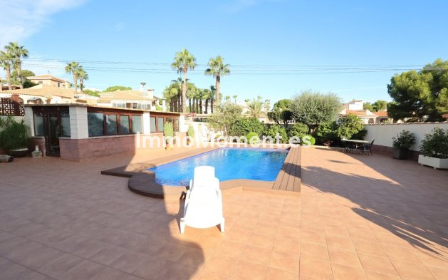 Revente - Villa - Torrevieja - Torrevieja Centro