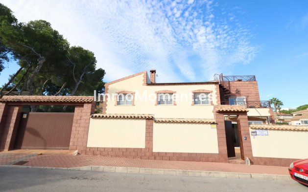 Revente - Villa - Torrevieja - Torrevieja Centro
