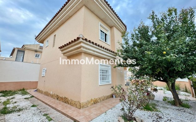 Bestaande woning - Villa - Torrevieja - Torrevieja Centro