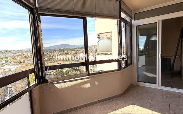 Resale - Apartment - Fuengirola - Los Pacos