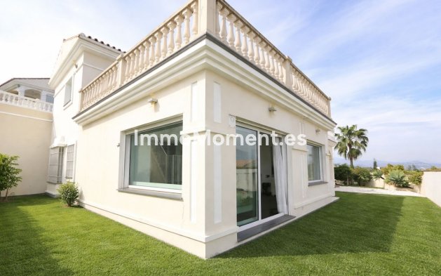 Resale - Detached villa - Mijas - Cerros del Aguila