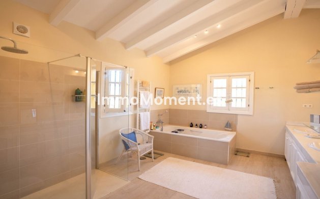 Reventa - Villa independiente - Mijas - La Cala de Mijas