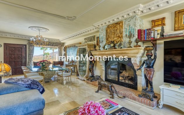 Wiederverkauf - Landhaus -   Inländisch - Alhaurín de la Torre