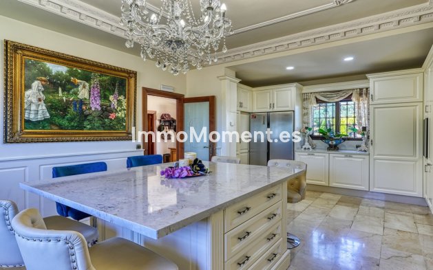 Wiederverkauf - Landhaus -   Inländisch - Alhaurín de la Torre