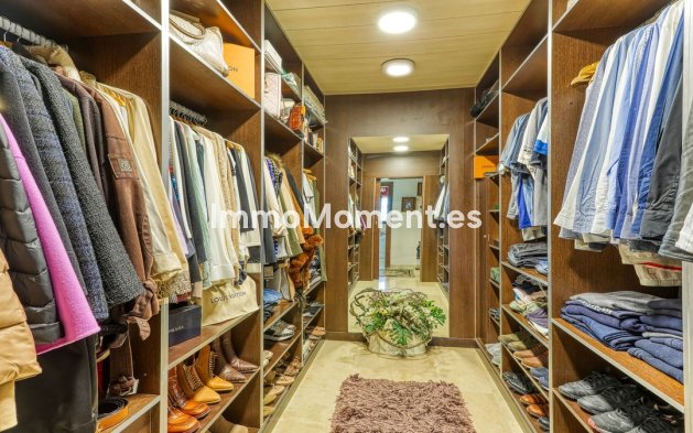 Wiederverkauf - Landhaus -   Inländisch - Alhaurín de la Torre