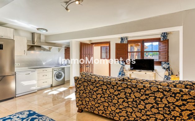 Wiederverkauf - Landhaus -   Inländisch - Alhaurín de la Torre