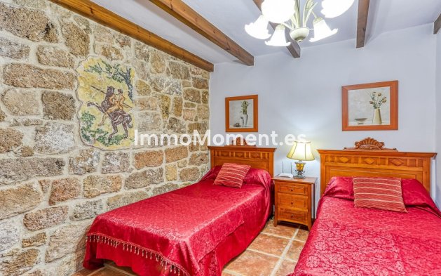 Wiederverkauf - Landhaus -   Inländisch - Alhaurín de la Torre