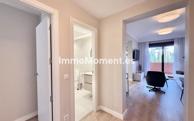 Resale - Apartment - Benahavís - Benahavís Centro