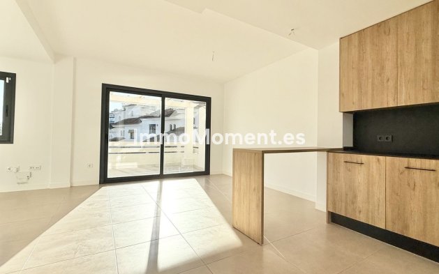 Wiederverkauf - Reihenhaus - Estepona  - Atalaya