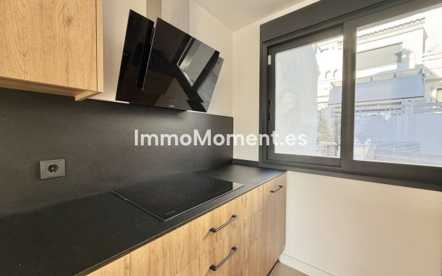 Wiederverkauf - Reihenhaus - Estepona  - Atalaya