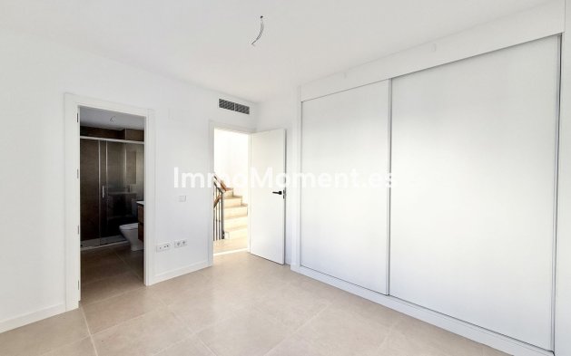 Wiederverkauf - Reihenhaus - Estepona  - Atalaya