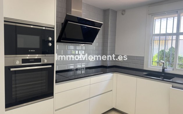 Revente - Maison mitoyenne - Marbella - Marbella Centro