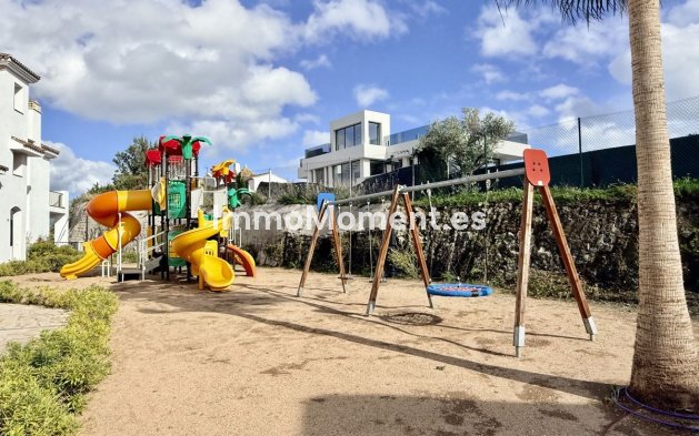 Reventa - Apartamento - Benahavís - Benahavís Centro