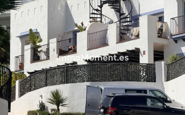 Reventa - Apartamento - Benahavís - Benahavís Centro