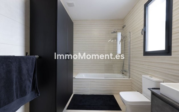 Revente - Villa - Intérieur                       - Coín