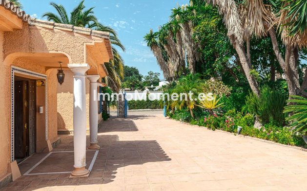 Resale - Villa - Estepona - New Golden Mile