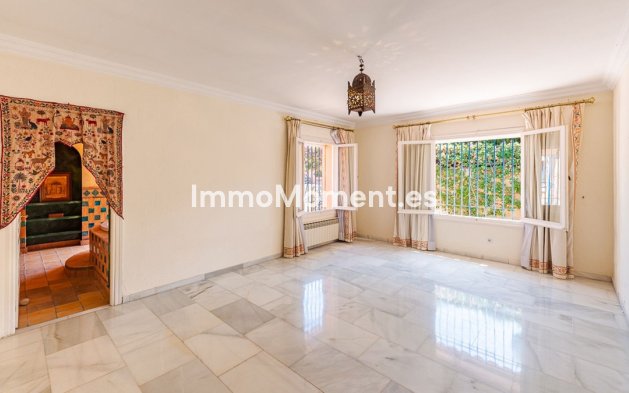 Resale - Villa - Estepona - New Golden Mile