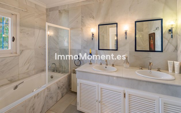 Resale - Villa - Estepona - New Golden Mile