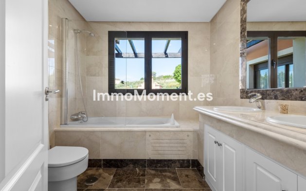 Revente - Villa - Estepona  - Estepona Centro