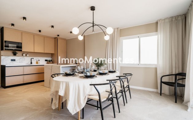 Revente - Appartement - Marbella - Nueva Andalucía
