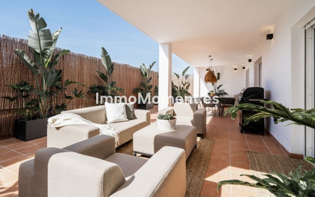 Revente - Appartement - Marbella - Nueva Andalucía