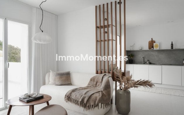 Resale - Apartment - Benahavís - La Quinta