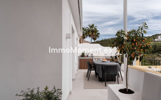 Resale - Apartment - Benahavís - La Quinta
