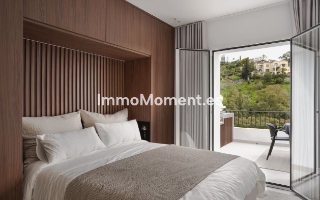 Resale - Apartment - Benahavís - La Quinta