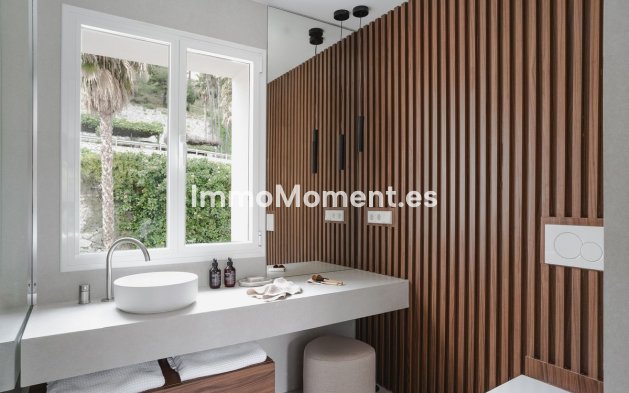 Resale - Apartment - Benahavís - La Quinta