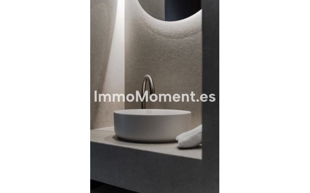 Resale - Apartment - Benahavís - La Quinta