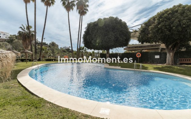 Resale - Apartment - Benahavís - La Quinta