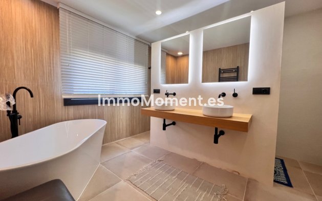 Revente - Villa - Estepona  - Estepona Centro