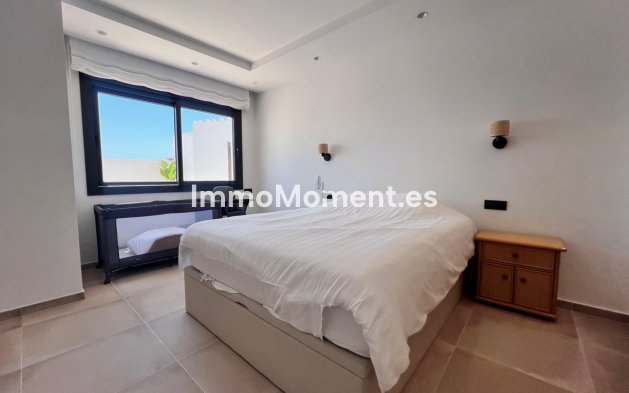 Revente - Villa - Estepona  - Estepona Centro