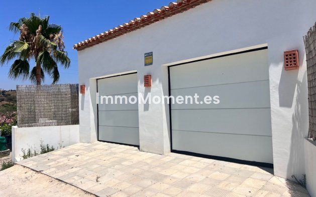 Revente - Villa - Estepona  - Estepona Centro